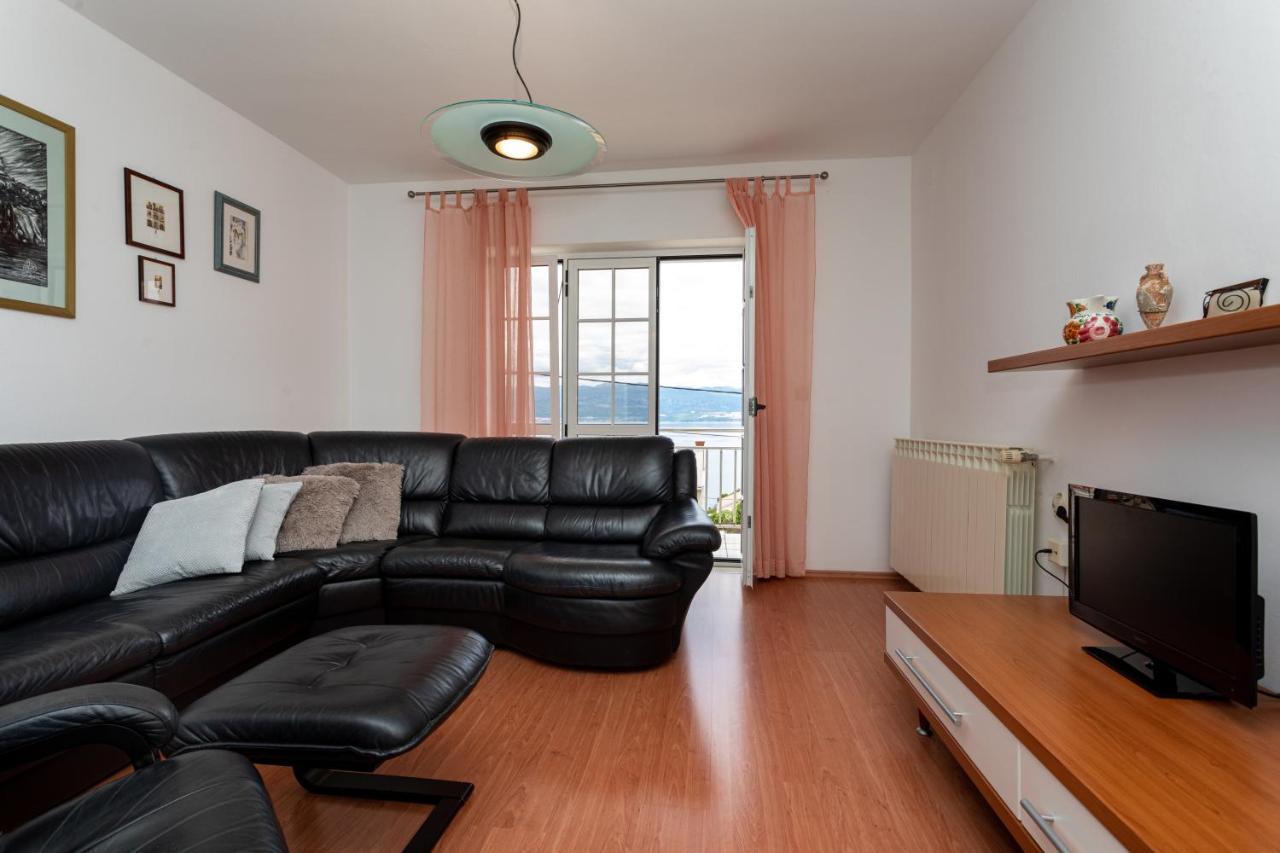 Apartman Maris Vrbnik Εξωτερικό φωτογραφία