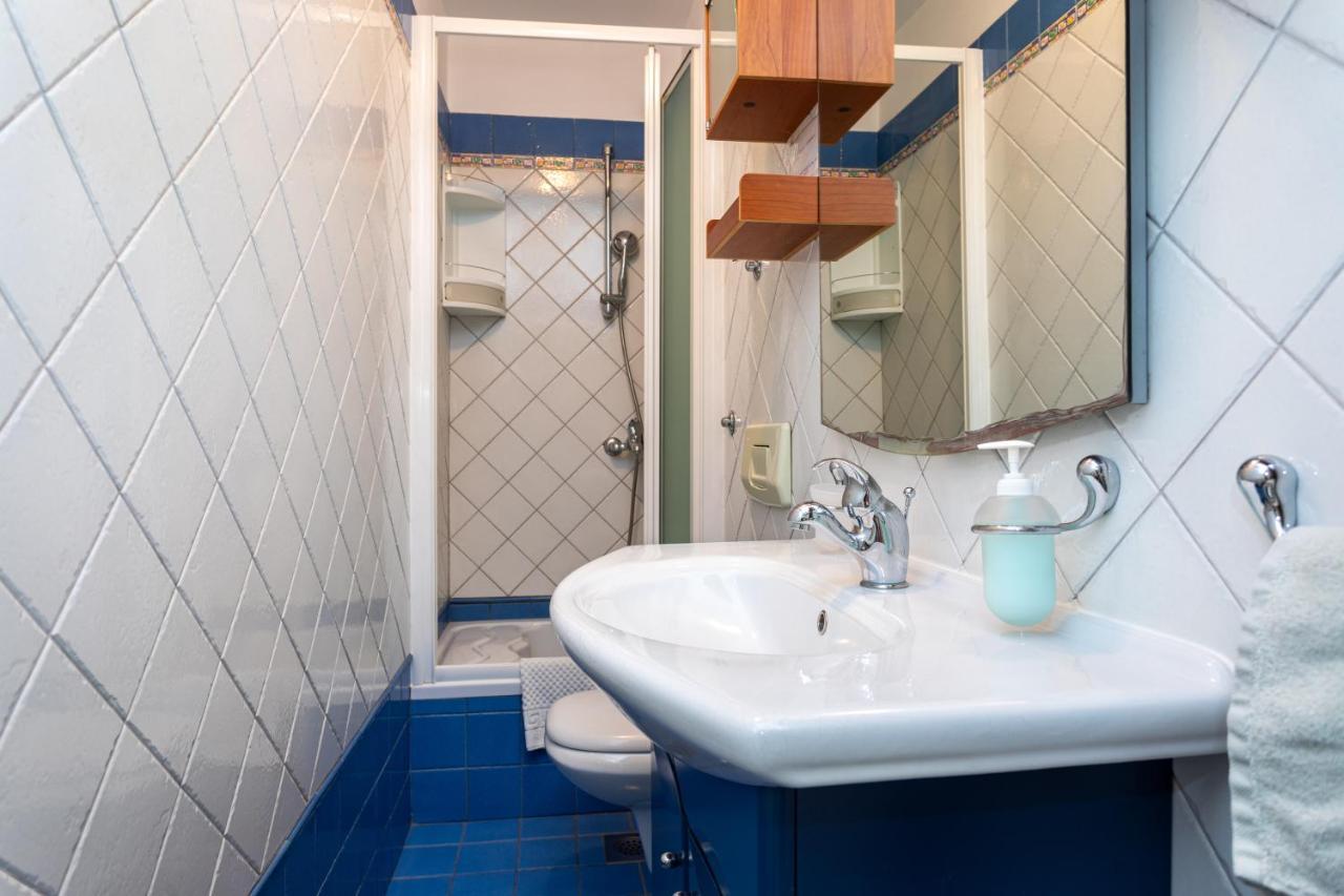 Apartman Maris Vrbnik Εξωτερικό φωτογραφία