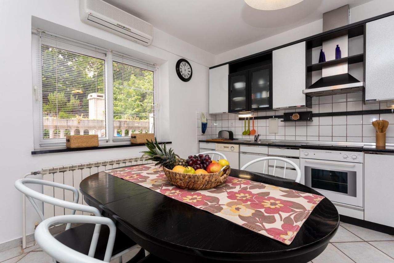 Apartman Maris Vrbnik Εξωτερικό φωτογραφία