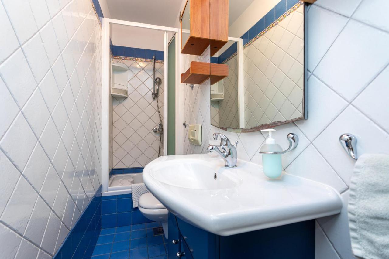 Apartman Maris Vrbnik Εξωτερικό φωτογραφία